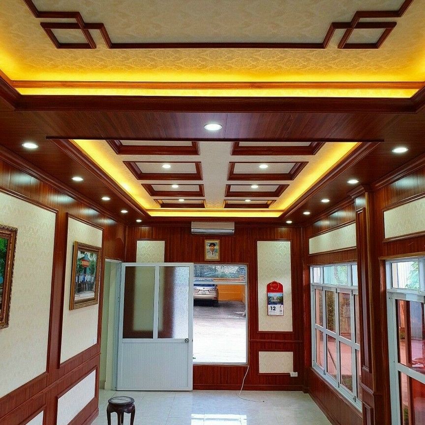 Trần vách nhựa