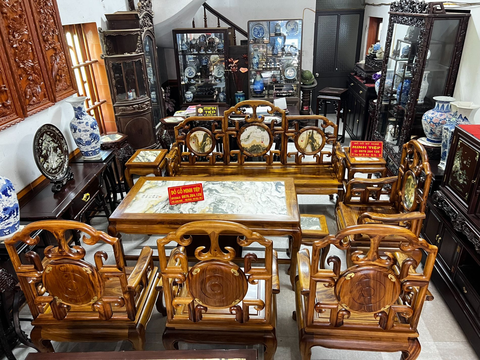 Bàn ghế phòng khách
