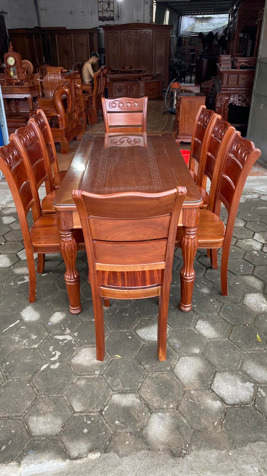 Bàn ghế ăn