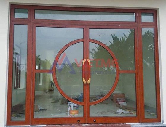 Cửa kính cường lực khung gỗ
