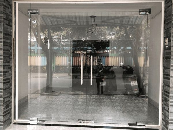 Cửa kính cường lực
