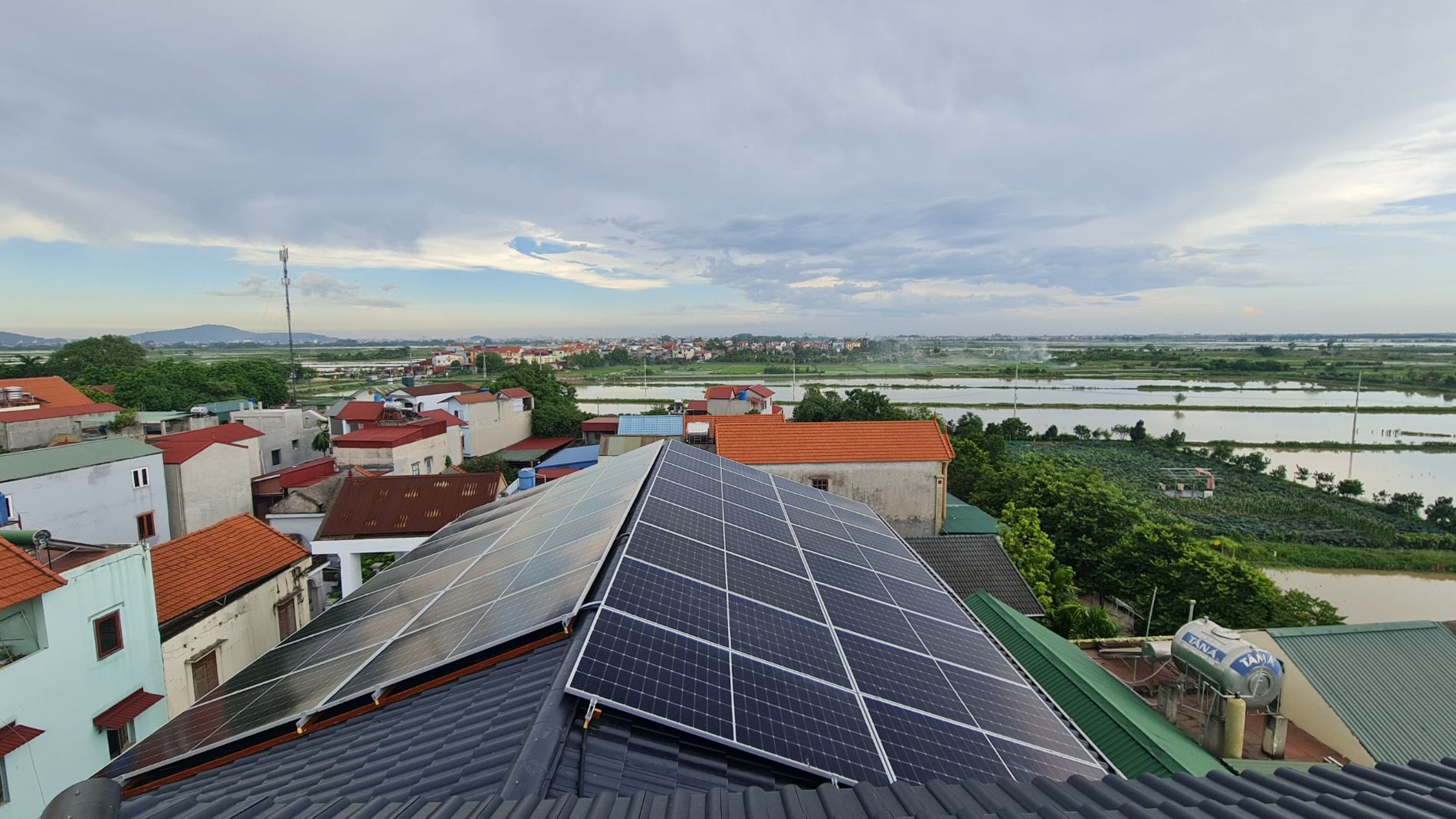 Lắp đặt hệ thống điện mặt trời gia đình