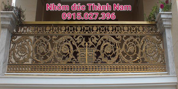 Lan can nhôm đúc