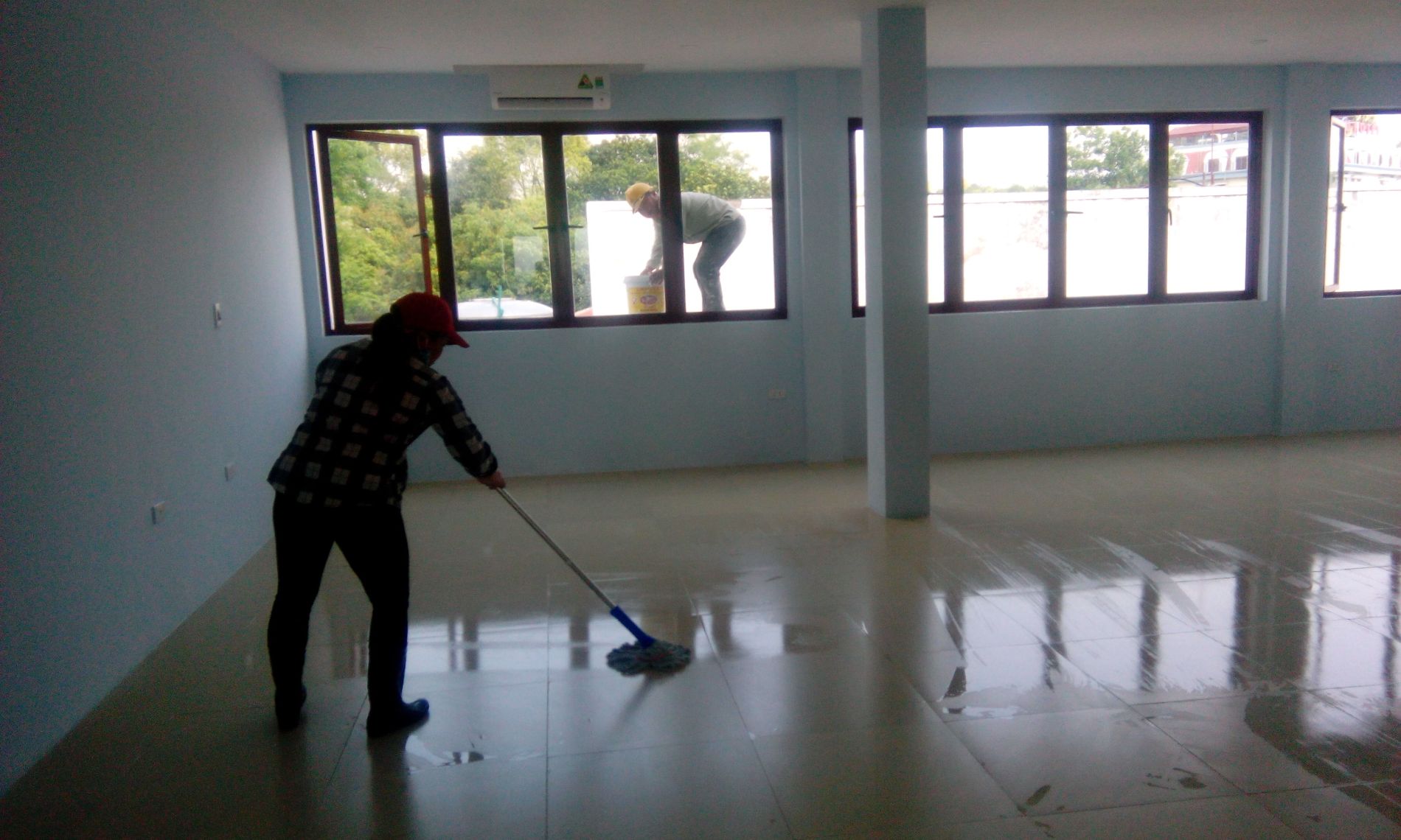 Vệ sinh công trình sau xây dựng