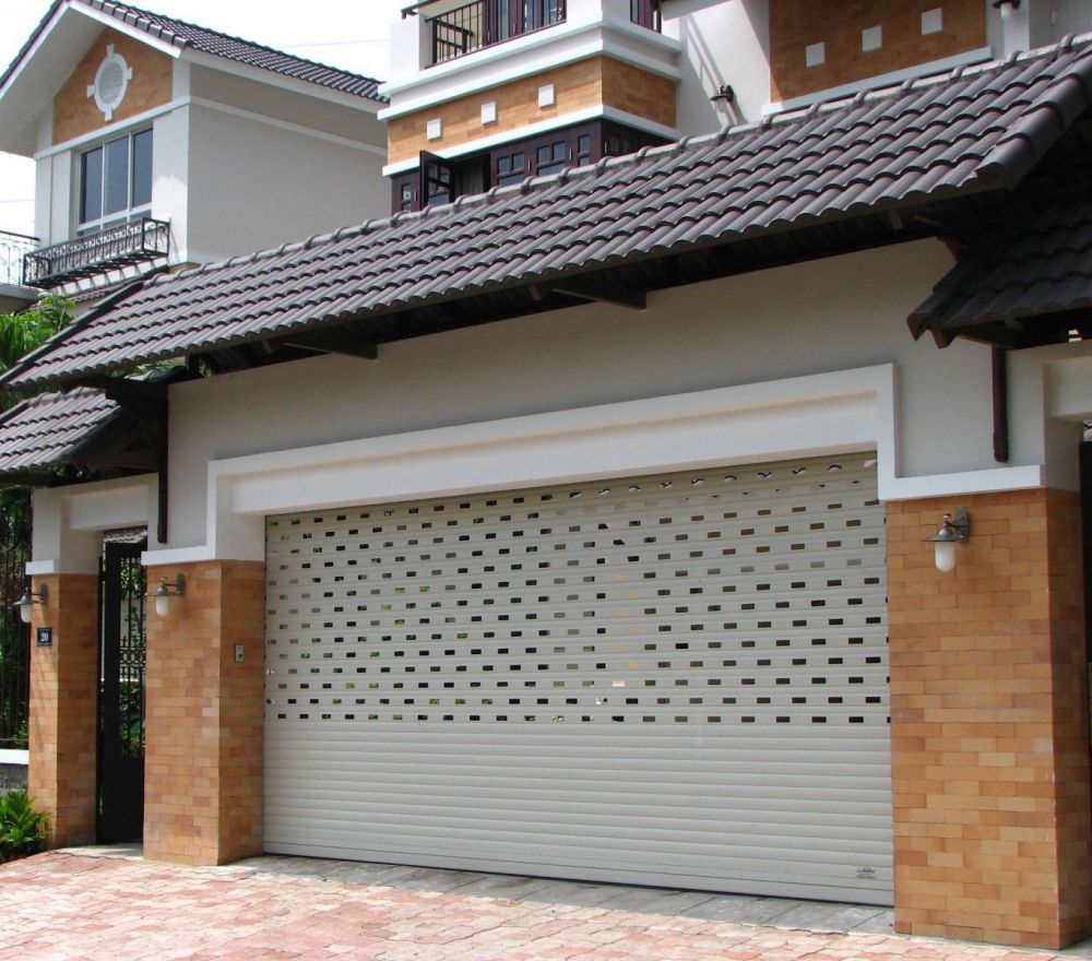 Lắp đặt cửa cuốn khe thoáng