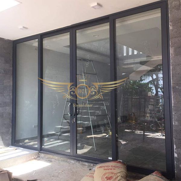 Lắp đặt cửa nhôm Royaldoor