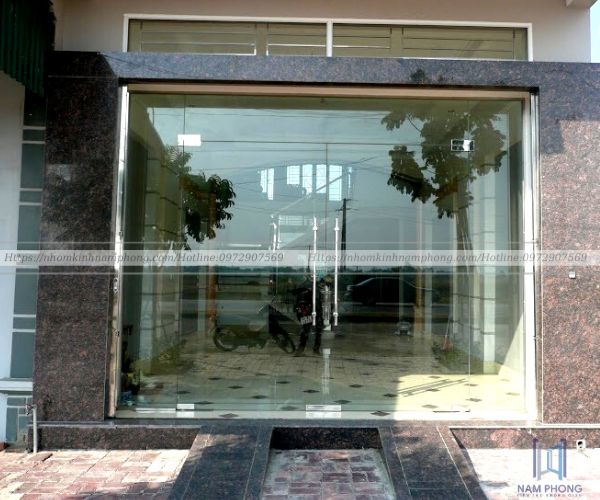 Cửa kính thủy lực
