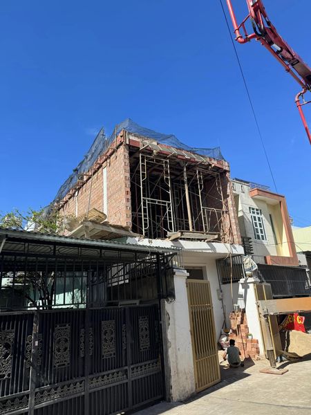 Xây dựng nhà hiện đại