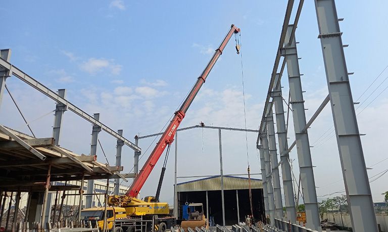Xây dựng nhà xưởng