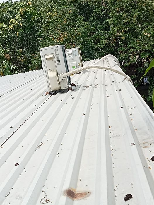Lắp máy lạnh