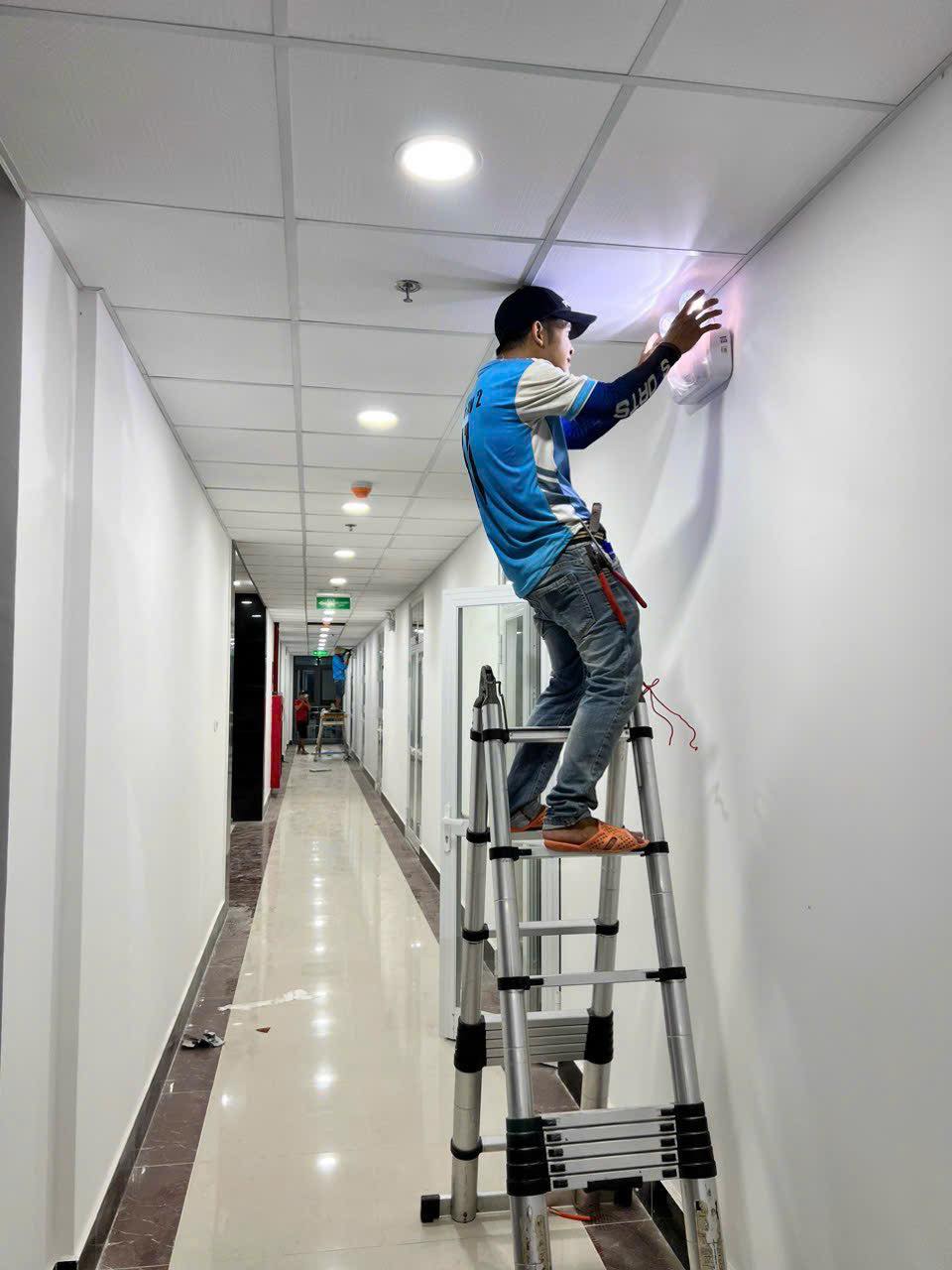 Thi công lắp đặt điện