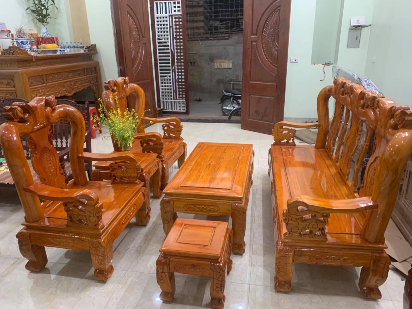 Bộ bàn ghế gỗ