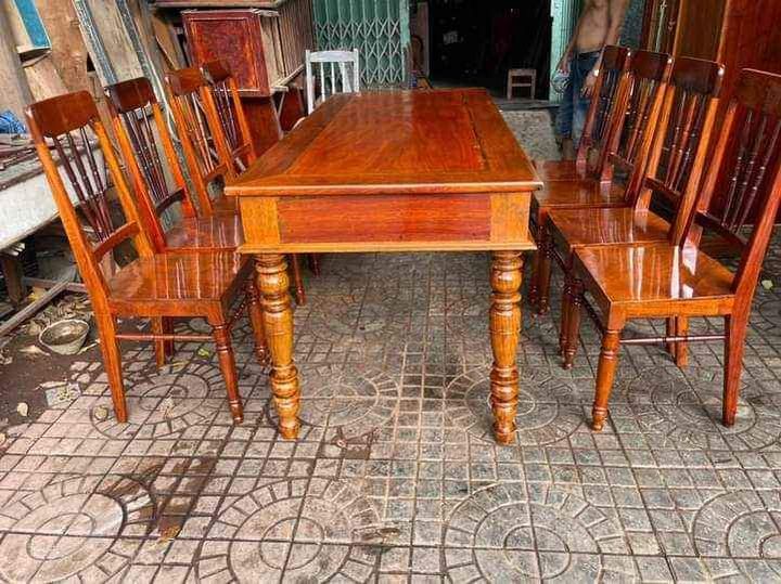 Bộ bàn ghế ăn gỗ Hương Việt xưa