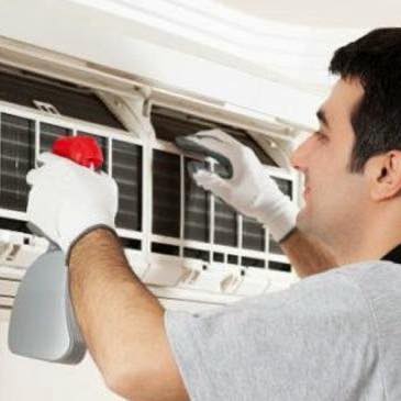 Vệ sinh máy lạnh 