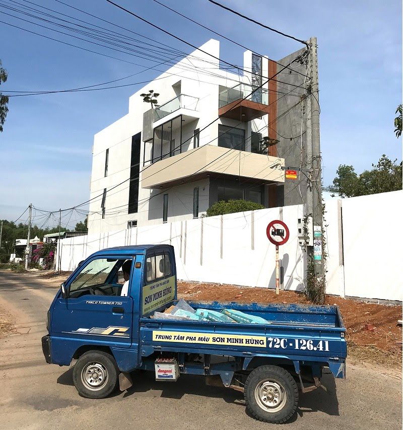 Thi công sơn nhà 