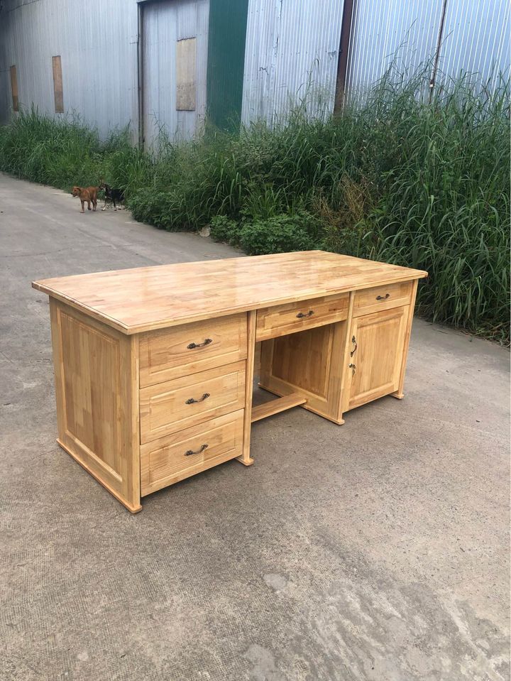 Bàn làm việc