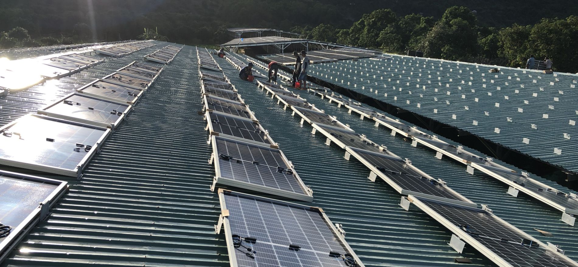 Thi công dự án điện mặt trời 2 mwp 