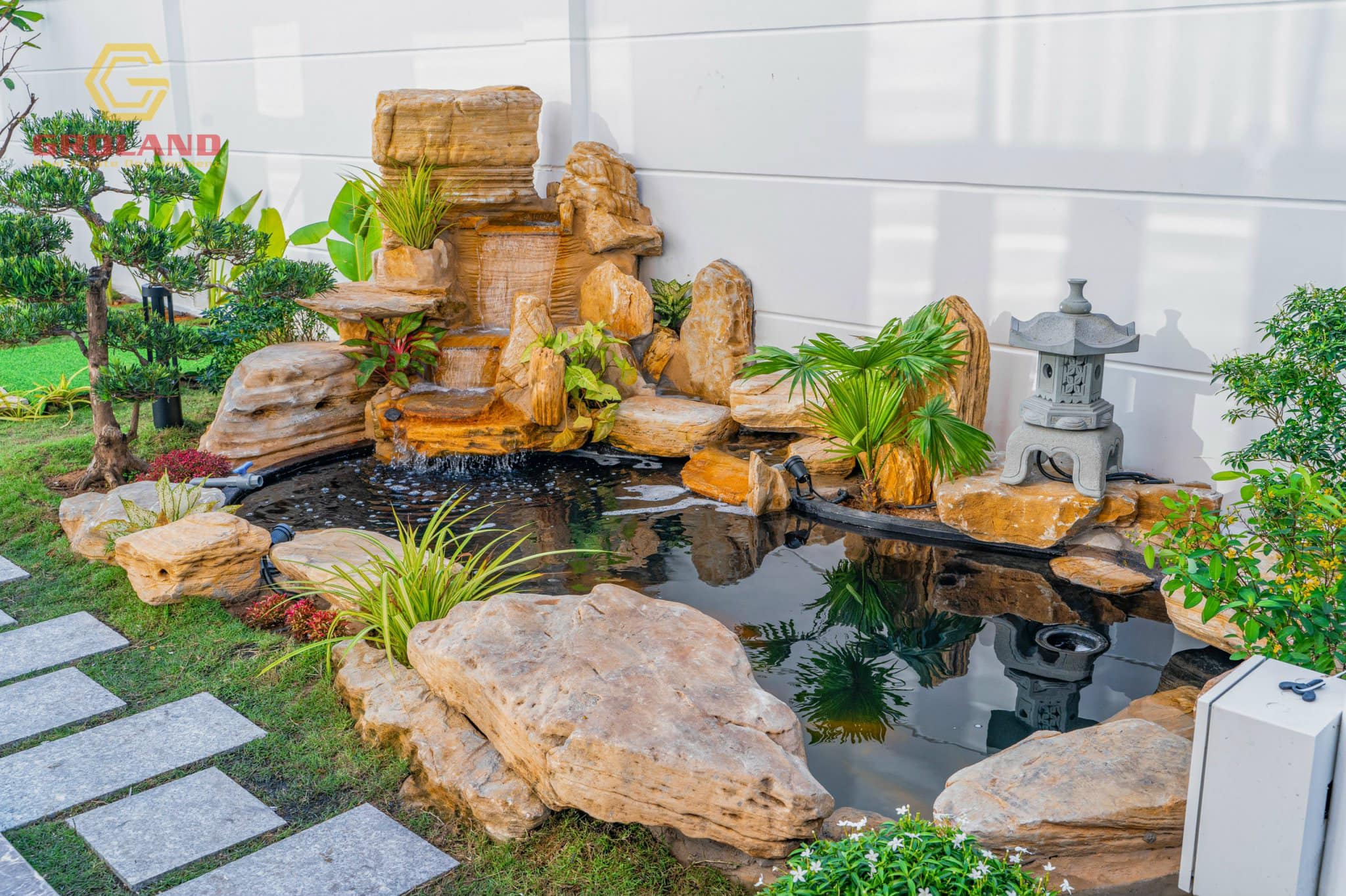 Thi công thiết kế hòn non bộ