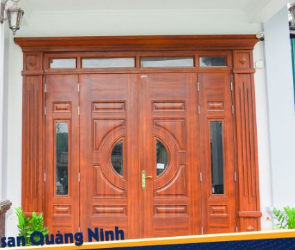  Cửa thép vân gỗ 