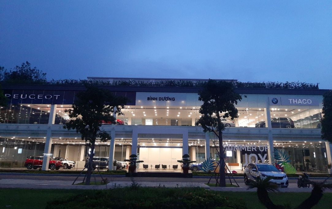 Trung tâm hội nghi kết hợp với trưng bày ô tô