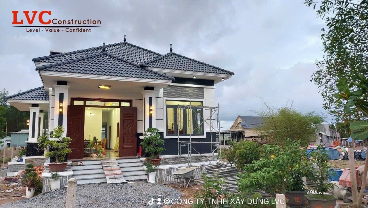  NHÀ Ở CẤP IV MÁI NHẬT
