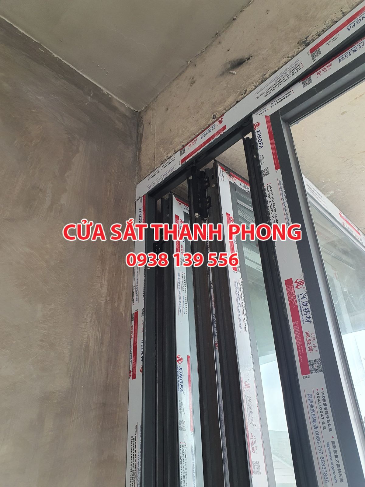 lắp đặt cửa sắt 