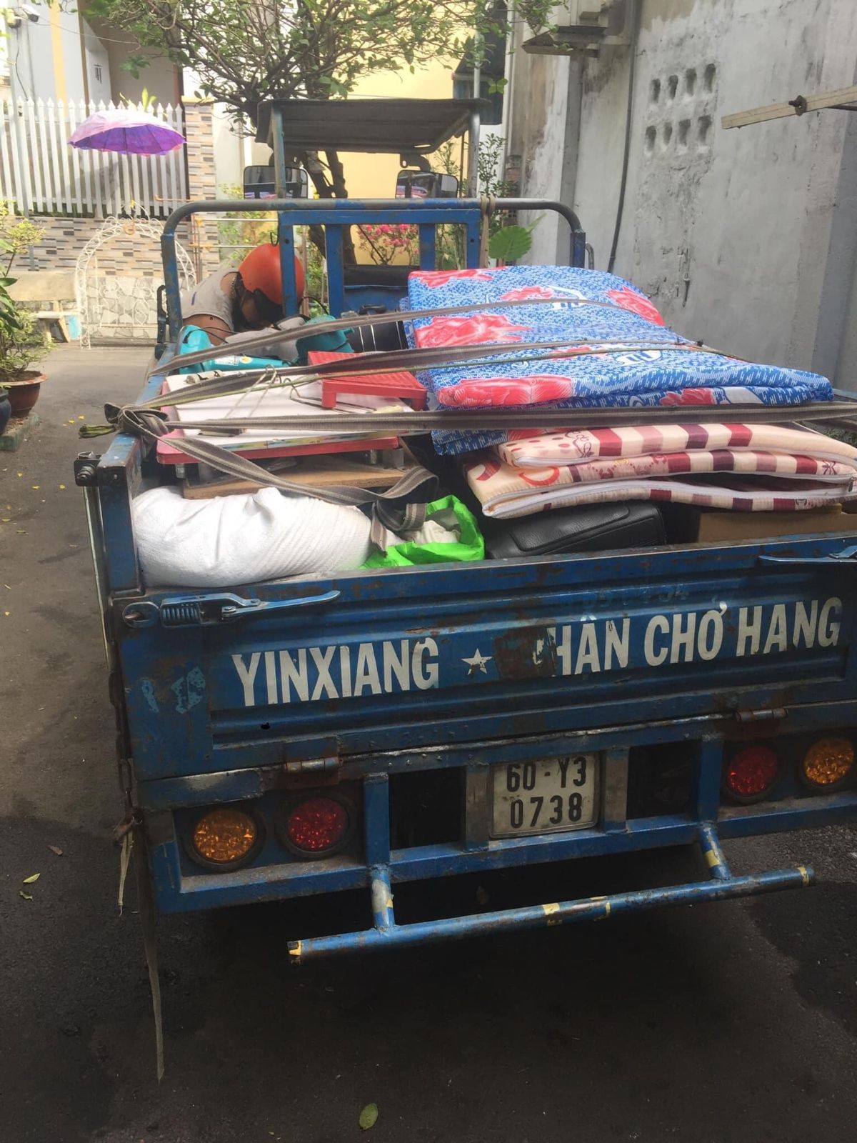 Xe chở hàng thuế