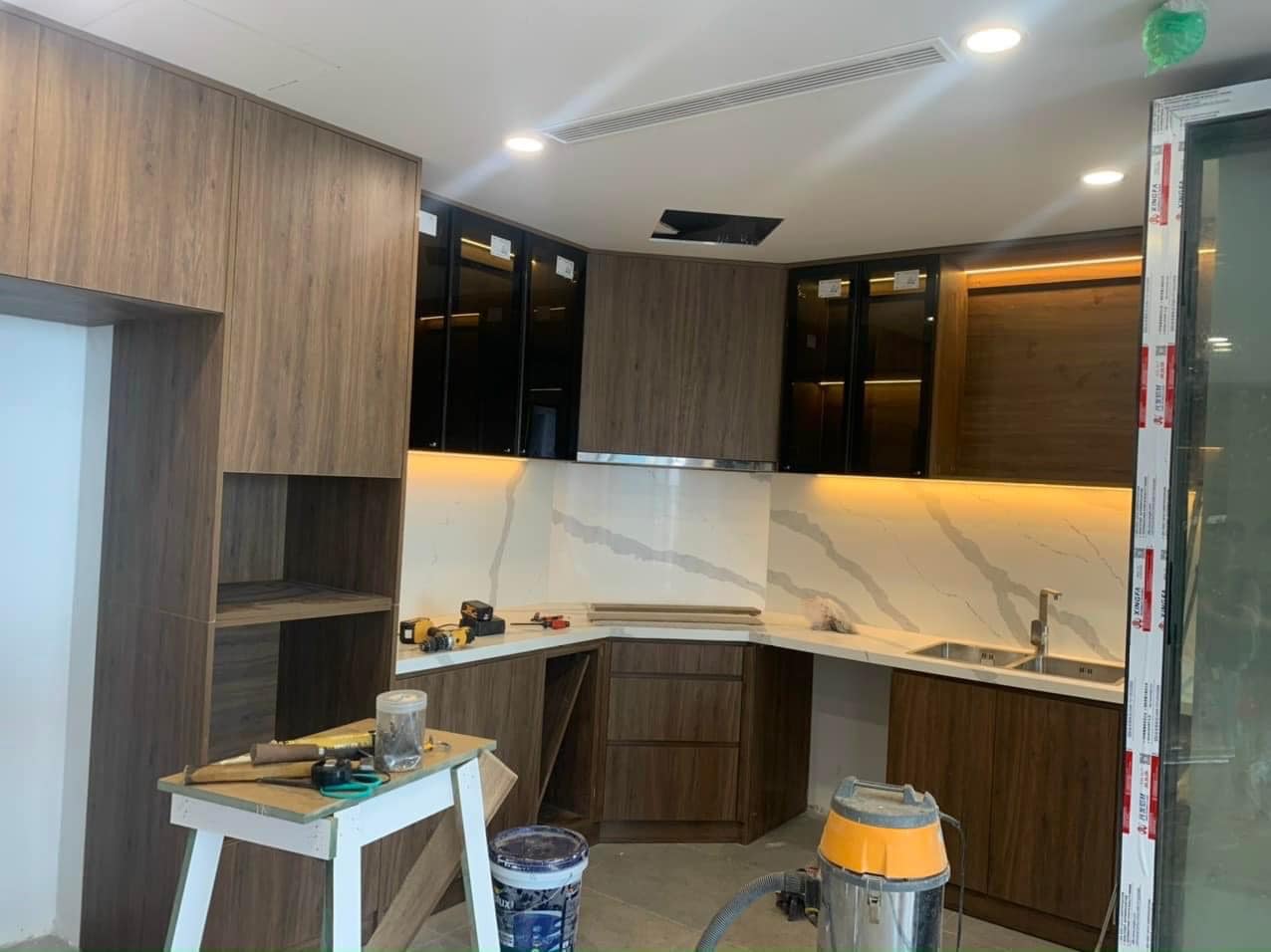 Tủ bếp hiện đại