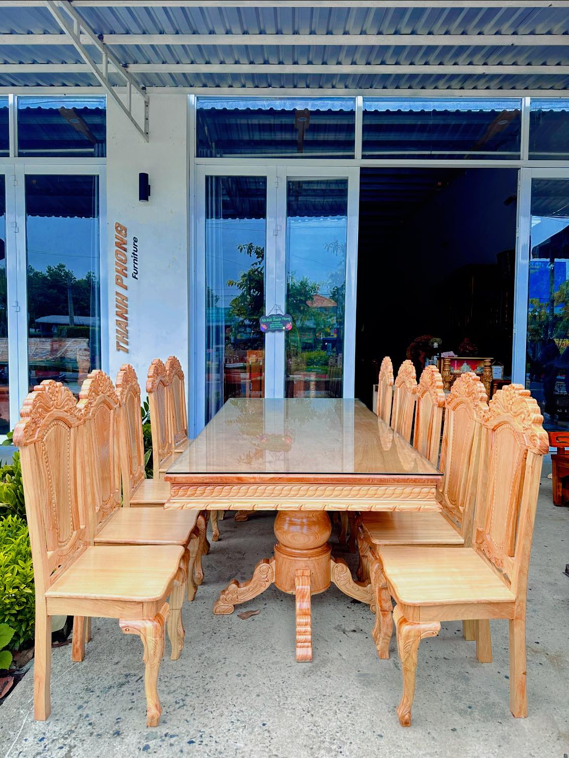 Bộ bàn 10 ghế mặt liền dày 3 phân chân trụ to