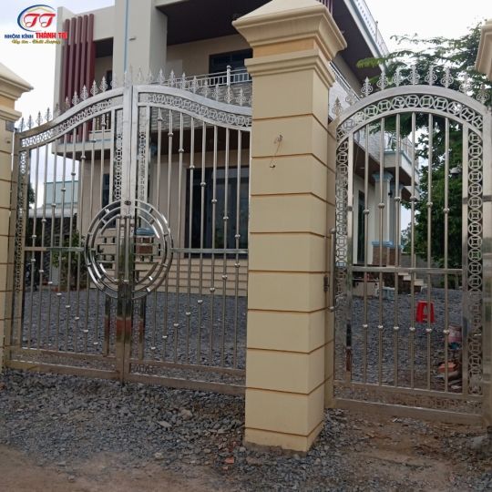 Cửa cống inox