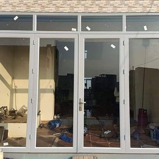 Cửa nhôm kính
