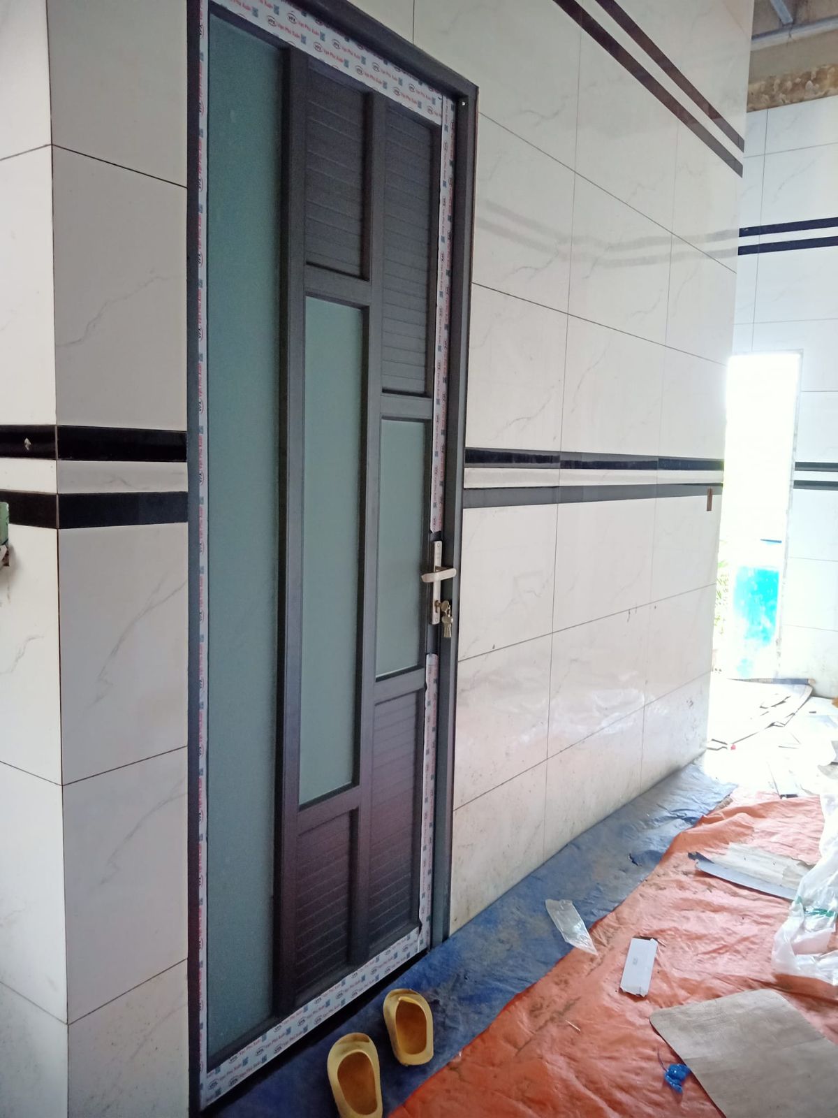 Lắp đặt cửa nhôm 