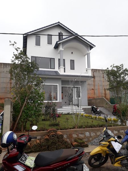 Xây dựng và hoàn thiện nhà ở 