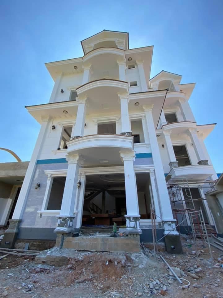 Hoàn thiện sơn nhà 