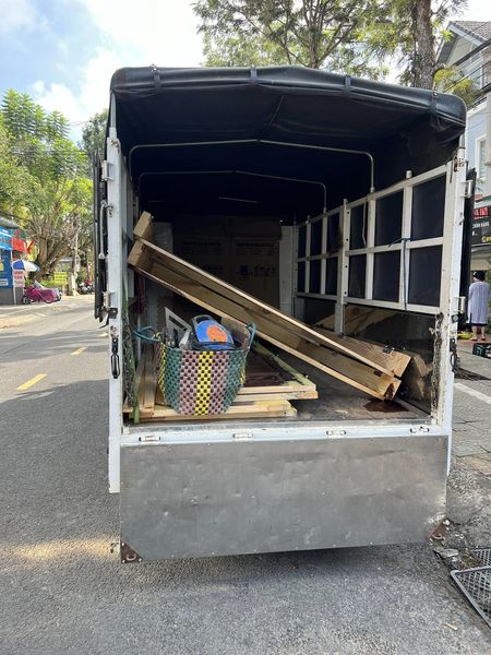 Xe chở hàng hóa 