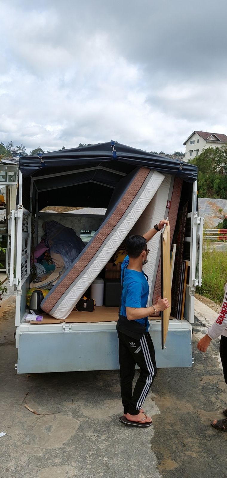 Vận chuyển hàng hóa 
