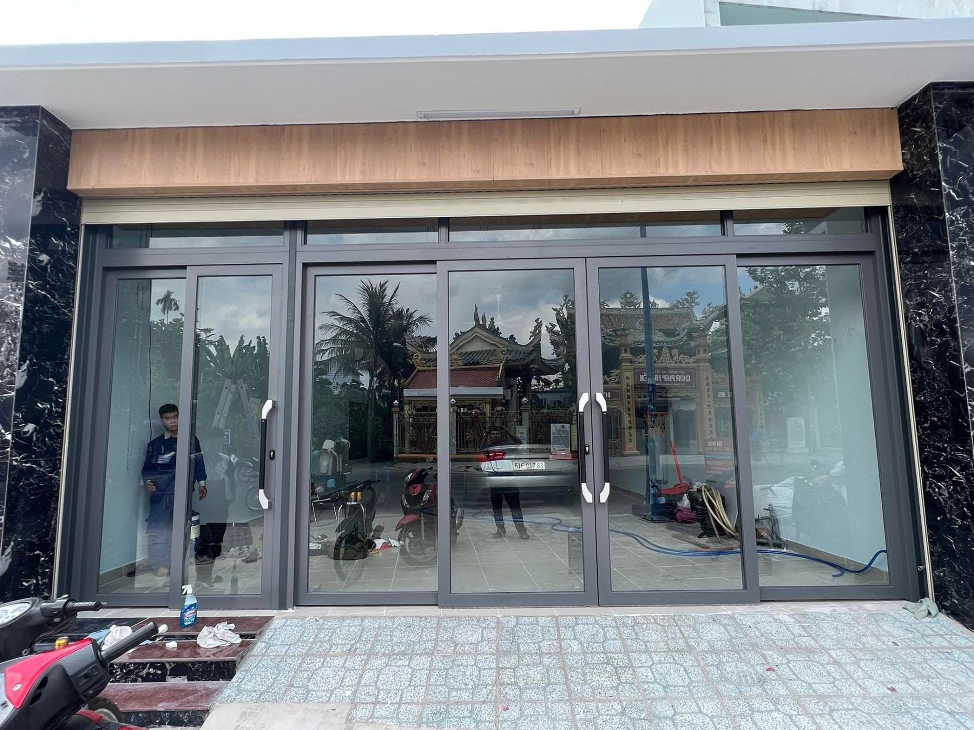 Cửa nhôm kính xingfa