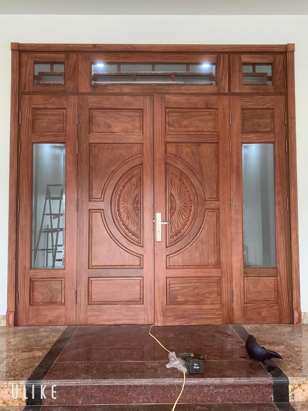 Cửa gỗ 
