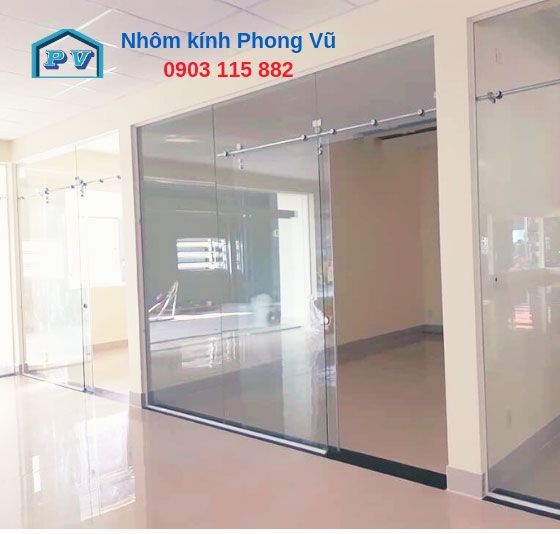Cửa kính