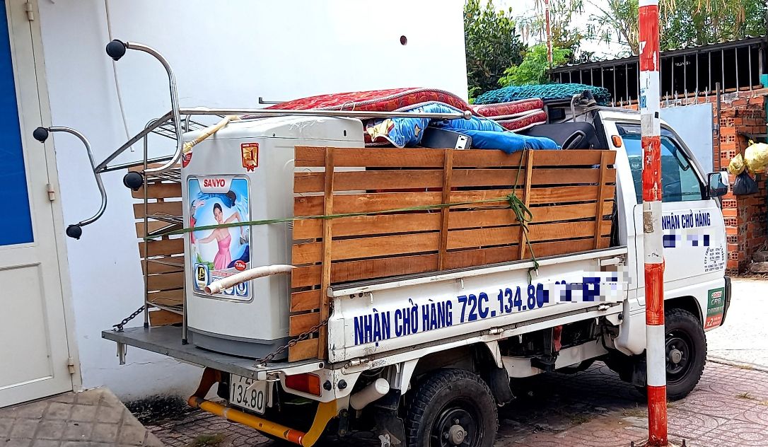 Xe chuyển nhà theo yêu cầu 