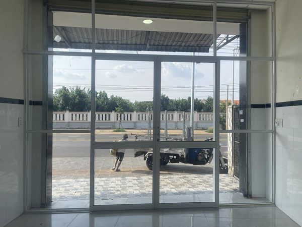 Cửa nhôm kính 