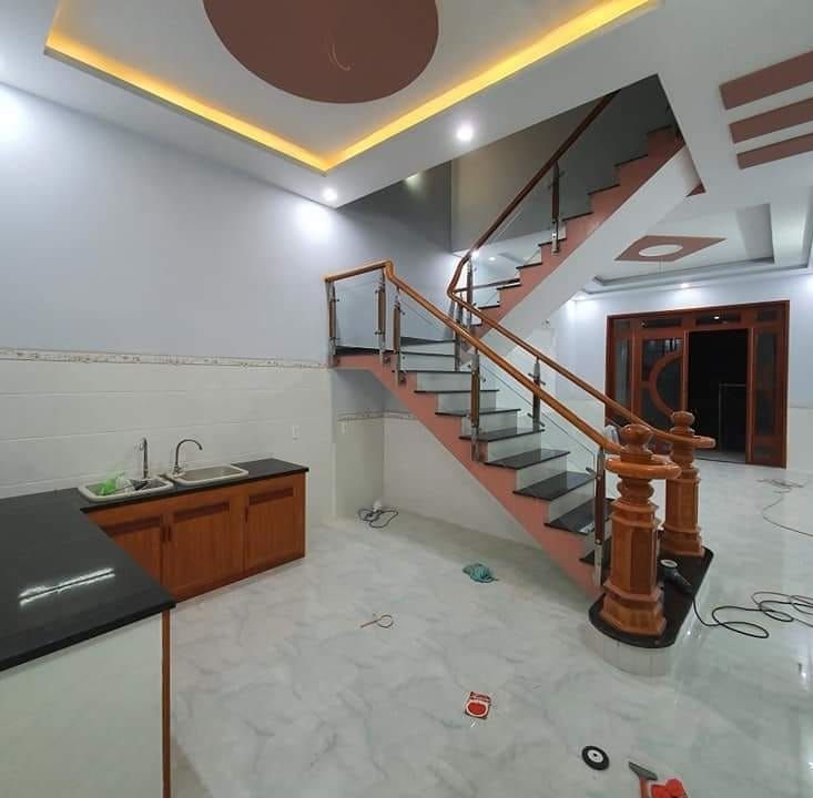 Cầu thang kính 