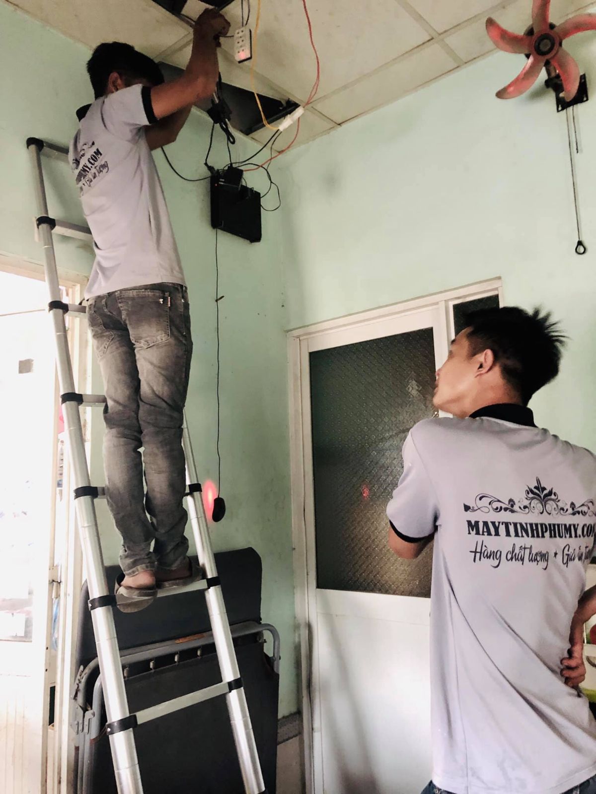 Lắp đặt camera giám sát 