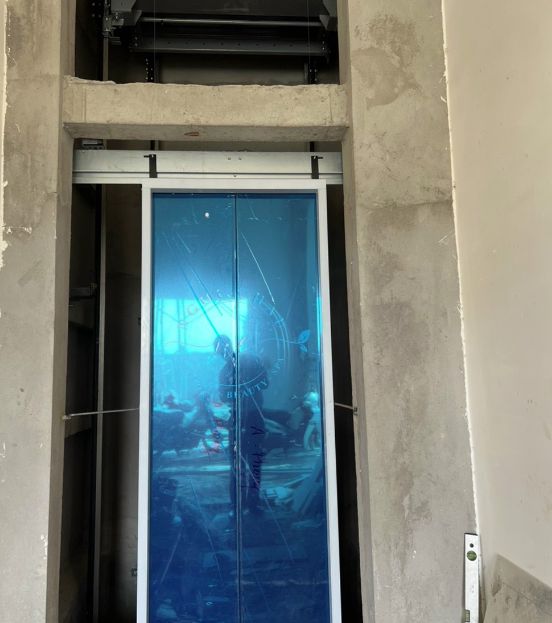 Thang máy khách sạn Ngọc Châu