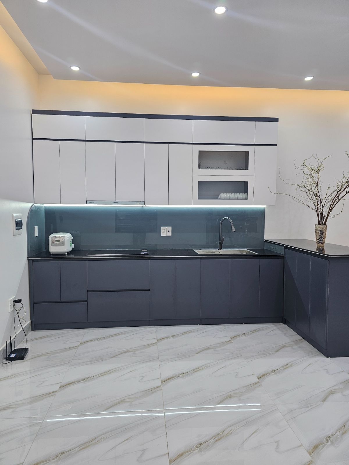 Bàn giao tủ bếp tại Đại Bản An Dương