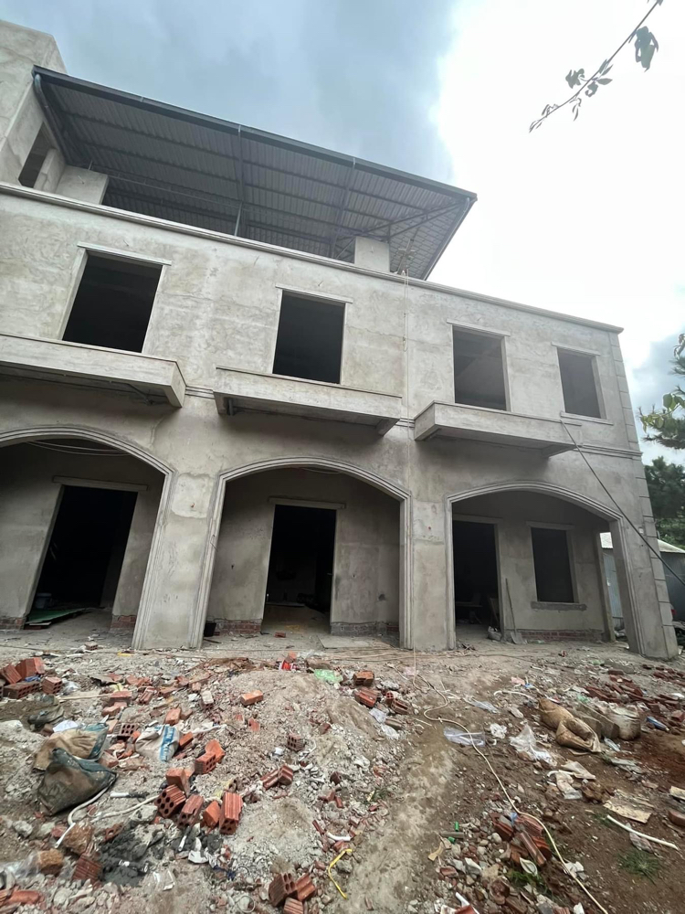 Khách sạn ở Măng Đen