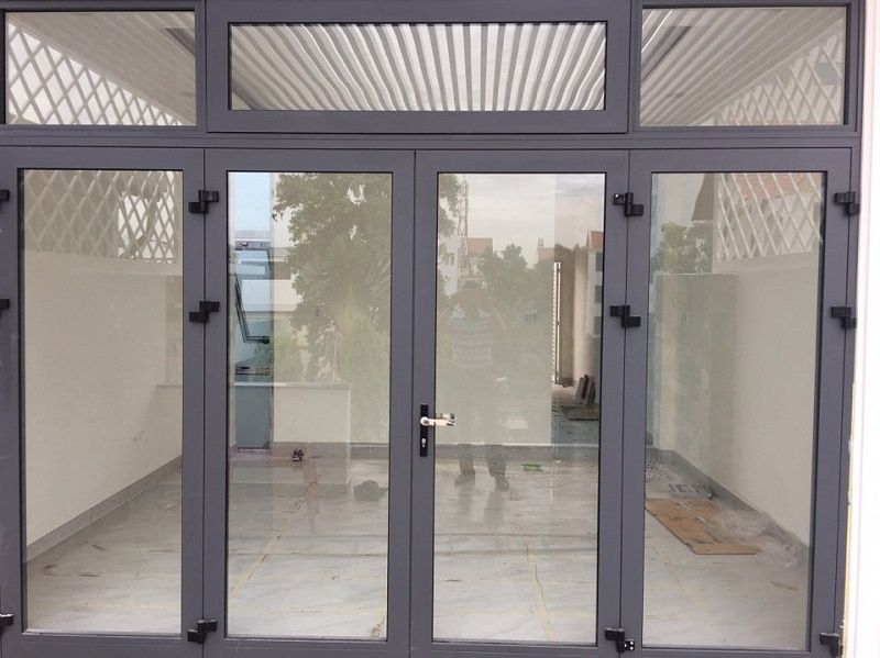 Cửa Đi Mở Quay 4 Cánh