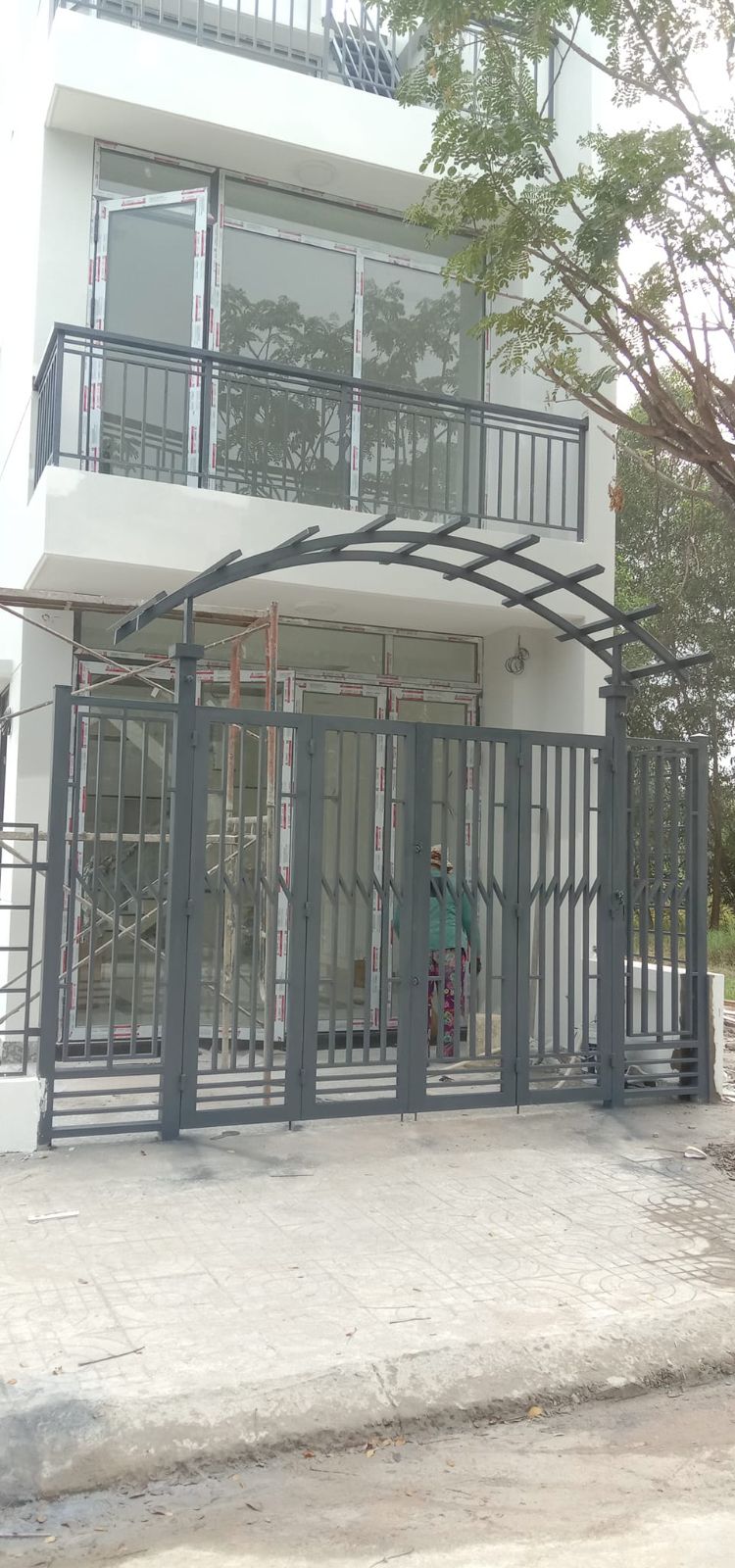 Cổng sắt 