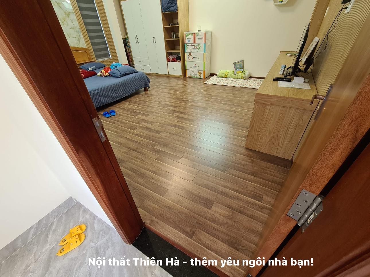 Hoàn thiện 250mv sàn gỗ cao cấp xuất xứ châu Âu Camsan