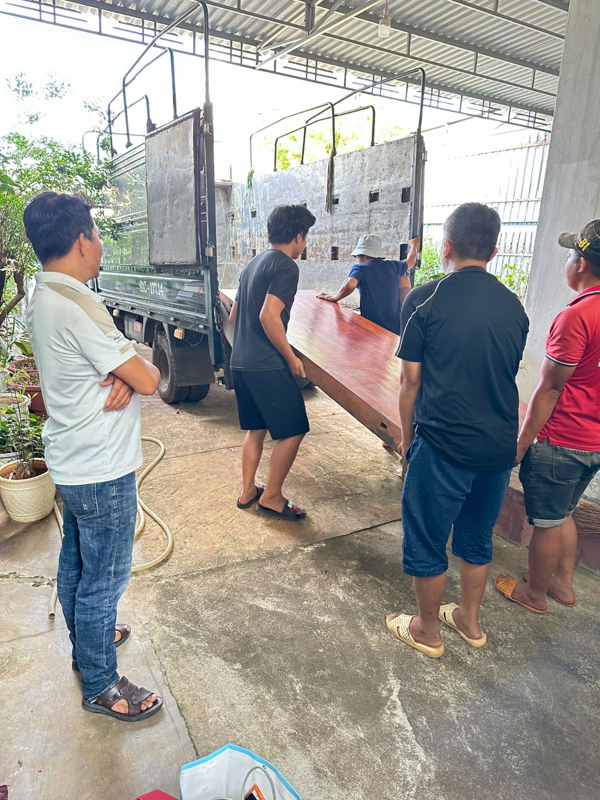 Dịch vụ chuyển hàng hóa 